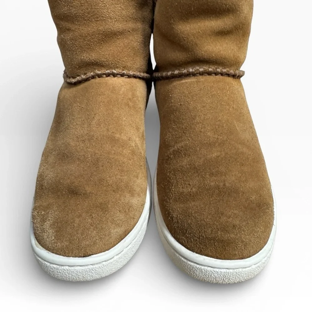 UGG Mika Classic Sneaker Boot Chestnut Suede Shearling Women’s Size US 6 Comfort